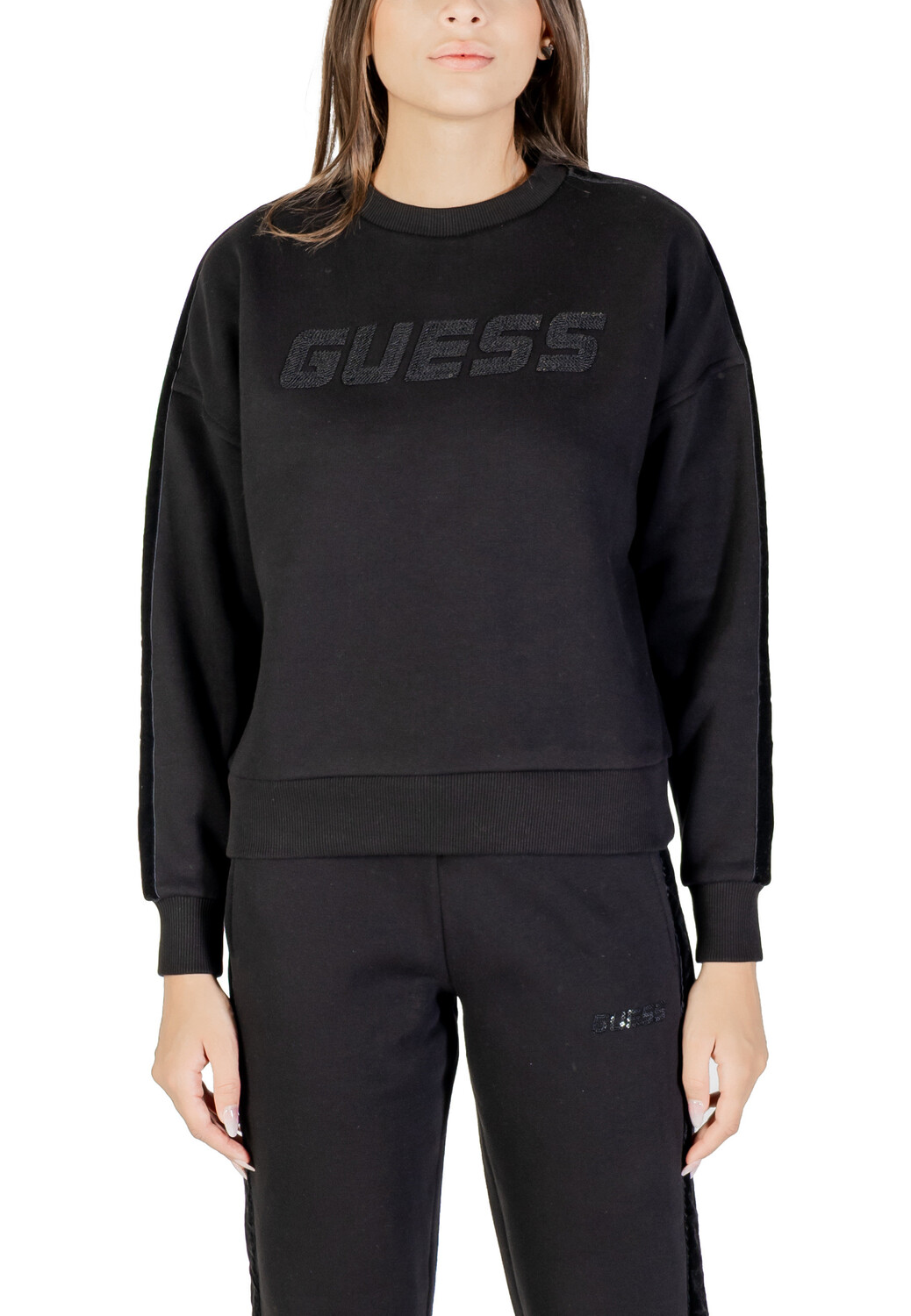 Толстовки Guess, черный
Толстовки Guess, черный