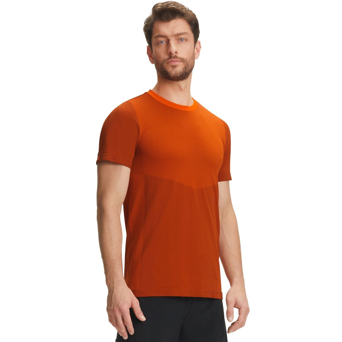 Футболка Ru Falke, черный
Футболка Ru Falke, черный