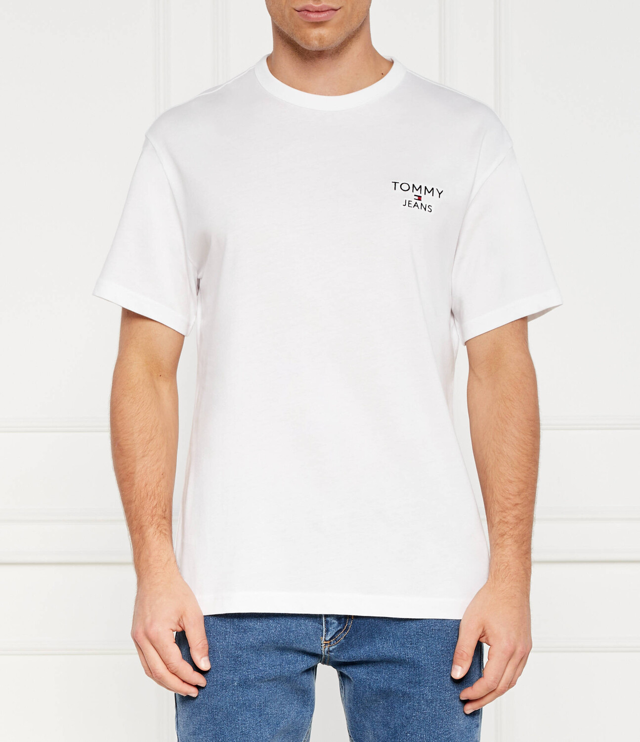 Футболка Tommy Jeans Regular Fit, белый
Футболка Tommy Jeans Regular Fit, белый