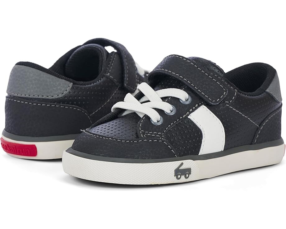 Кроссовки See Kai Run Connor, черный
Кроссовки See Kai Run Connor, черный