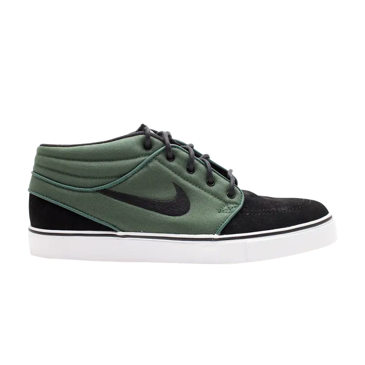 Кроссовки Nike Zoom Stefan Janoski Md, черный
Кроссовки Nike Zoom Stefan Janoski Md, черный