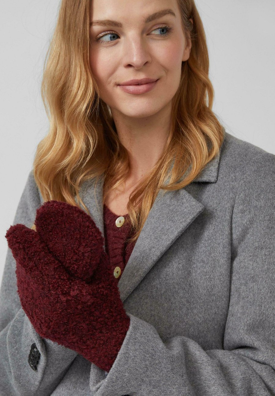 Перчатки s.Oliver Mittens, Bordeaux/Red
Перчатки s.Oliver Mittens, Bordeaux/Red