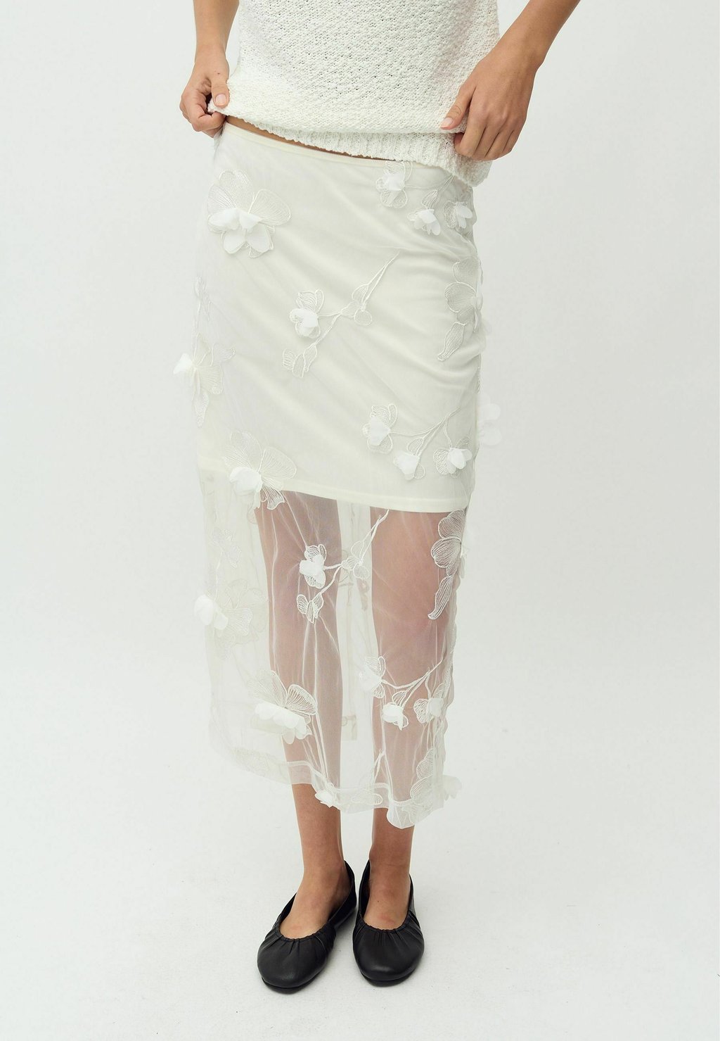 Юбка макси ESSIE-M mbyM, белый
Юбка макси ESSIE-M mbyM, белый