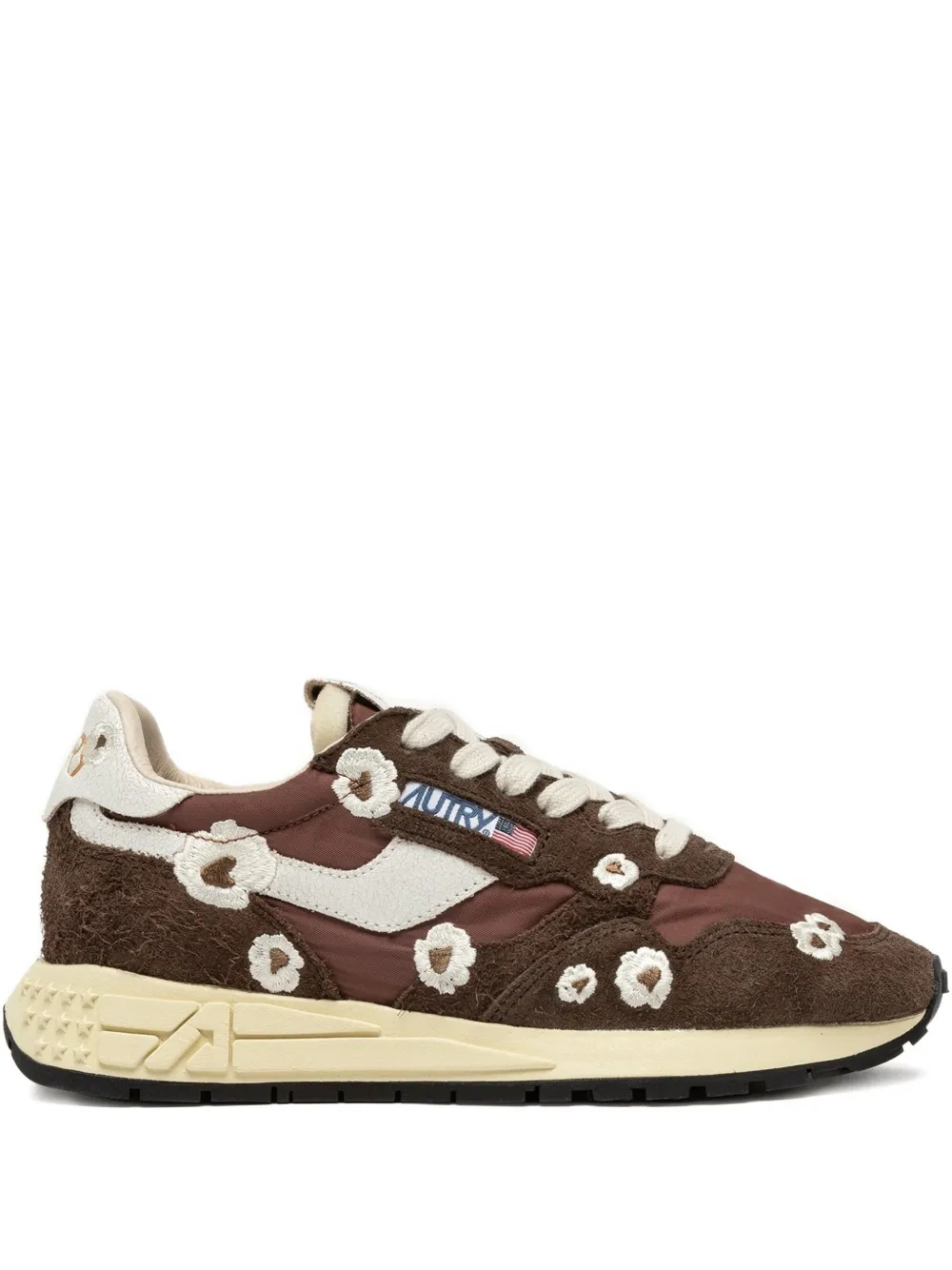 Кроссовки REELWIND с вышитыми цветами AUTRY
Кроссовки REELWIND с вышитыми цветами AUTRY