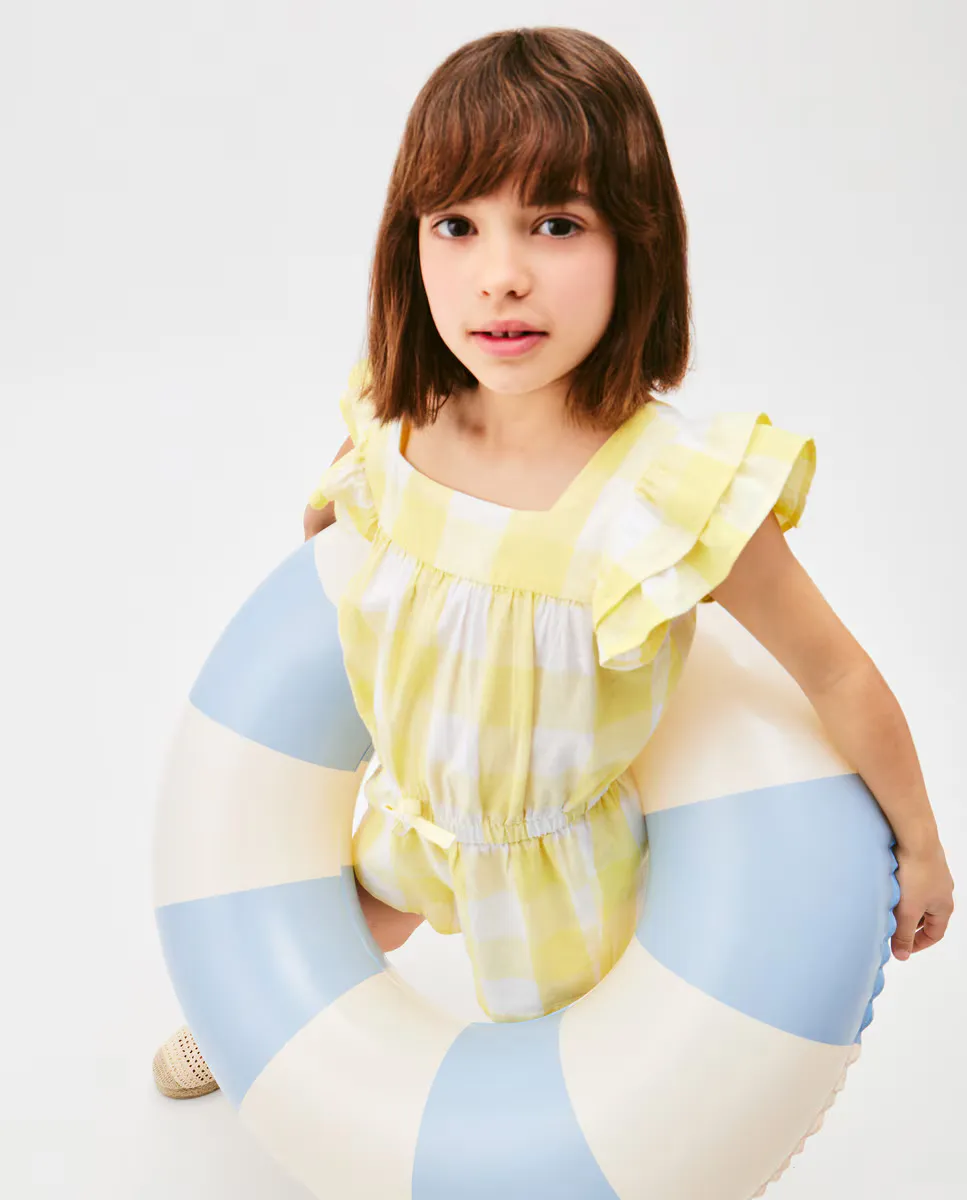 Комбинезон с короткими рукавами для девочки Kids El Corte Inglés, лимонно-желтый
Комбинезон с короткими рукавами для девочки Kids El Corte Inglés, лимонно-желтый