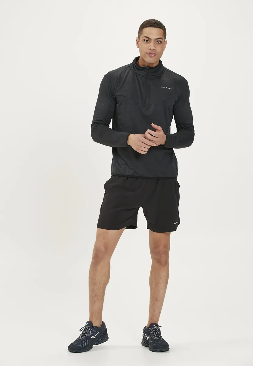 Рубашка ENDURANCE с длинными рукавами "LEDGER", со спортивными функциями, черный
Рубашка ENDURANCE с длинными рукавами "LEDGER", со спортивными функциями, черный