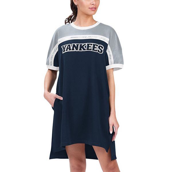 Женское платье-кроссовки 4her by carl banks navy/gray new york yankees circus catch G-Iii
Женское платье-кроссовки 4her by carl banks navy/gray new york yankees circus catch G-Iii