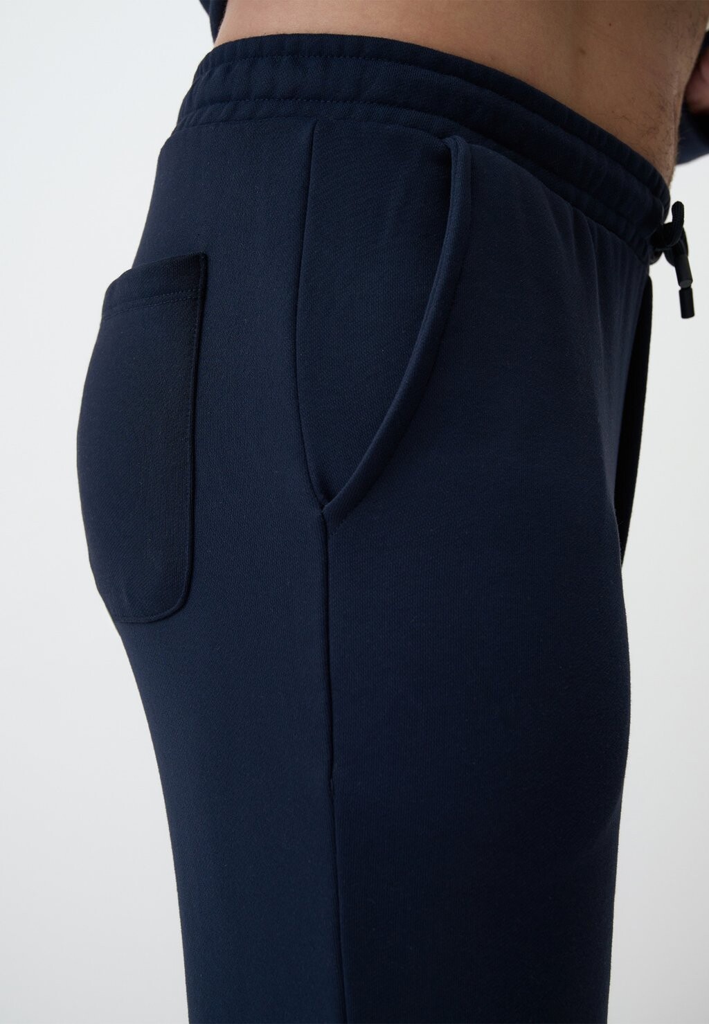 Спортивные брюки WITH TIE WAIST Jimmy Key, темно-синий
Спортивные брюки WITH TIE WAIST Jimmy Key, темно-синий