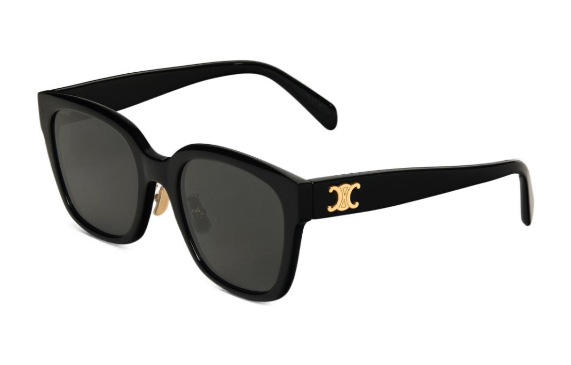 Женские солнцезащитные очки Triomphe 05 из ацетата черные CELINE
Женские солнцезащитные очки Triomphe 05 из ацетата черные CELINE