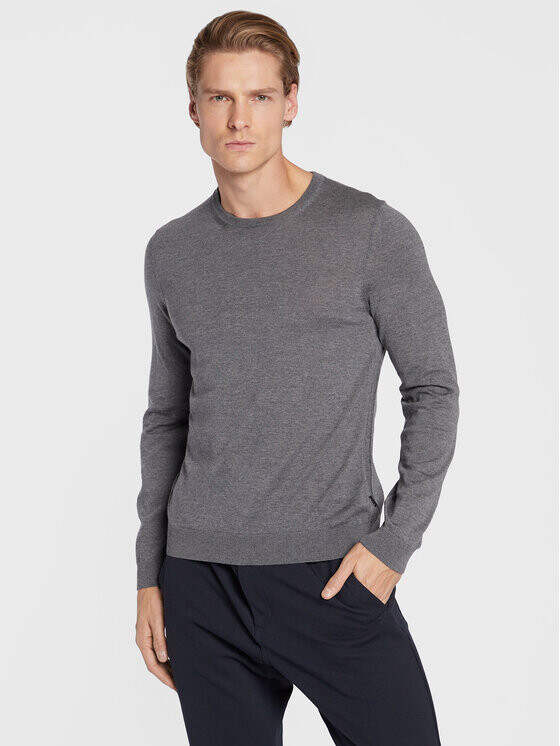 Облегающий свитер Boss, серый
Облегающий свитер Boss, серый