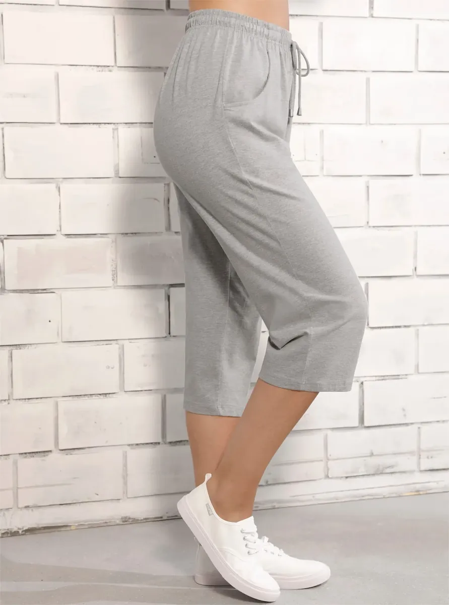 Капри брюки, серый
Капри брюки, серый