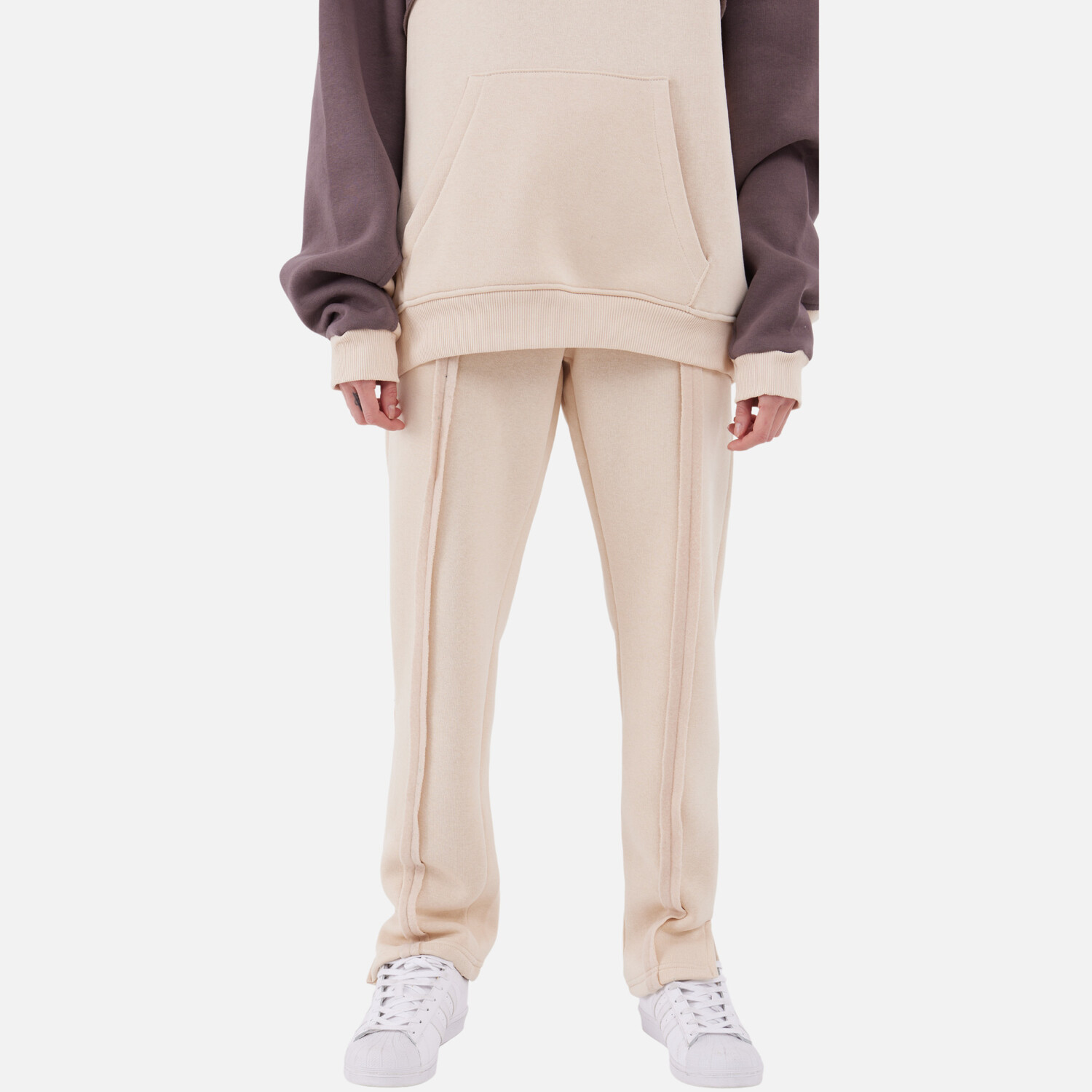 Брюки Ossy Homer Jogginghose Oversize Fit Unisex, бежевый 
Брюки Ossy Homer Jogginghose Oversize Fit Unisex, бежевый