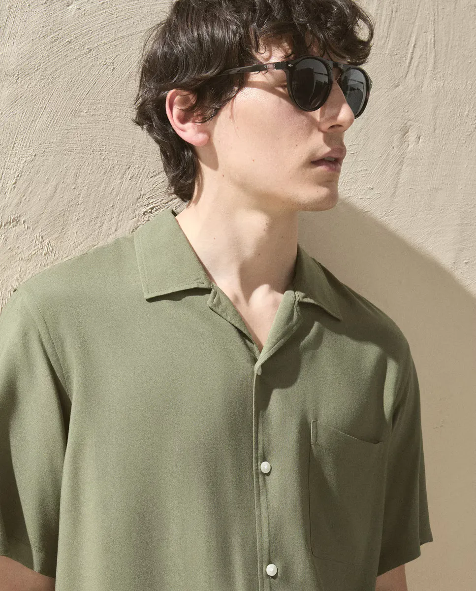 Мужская однотонная рубашка для боулинга Dustin, цвет Kaki
Мужская однотонная рубашка для боулинга Dustin, цвет Kaki