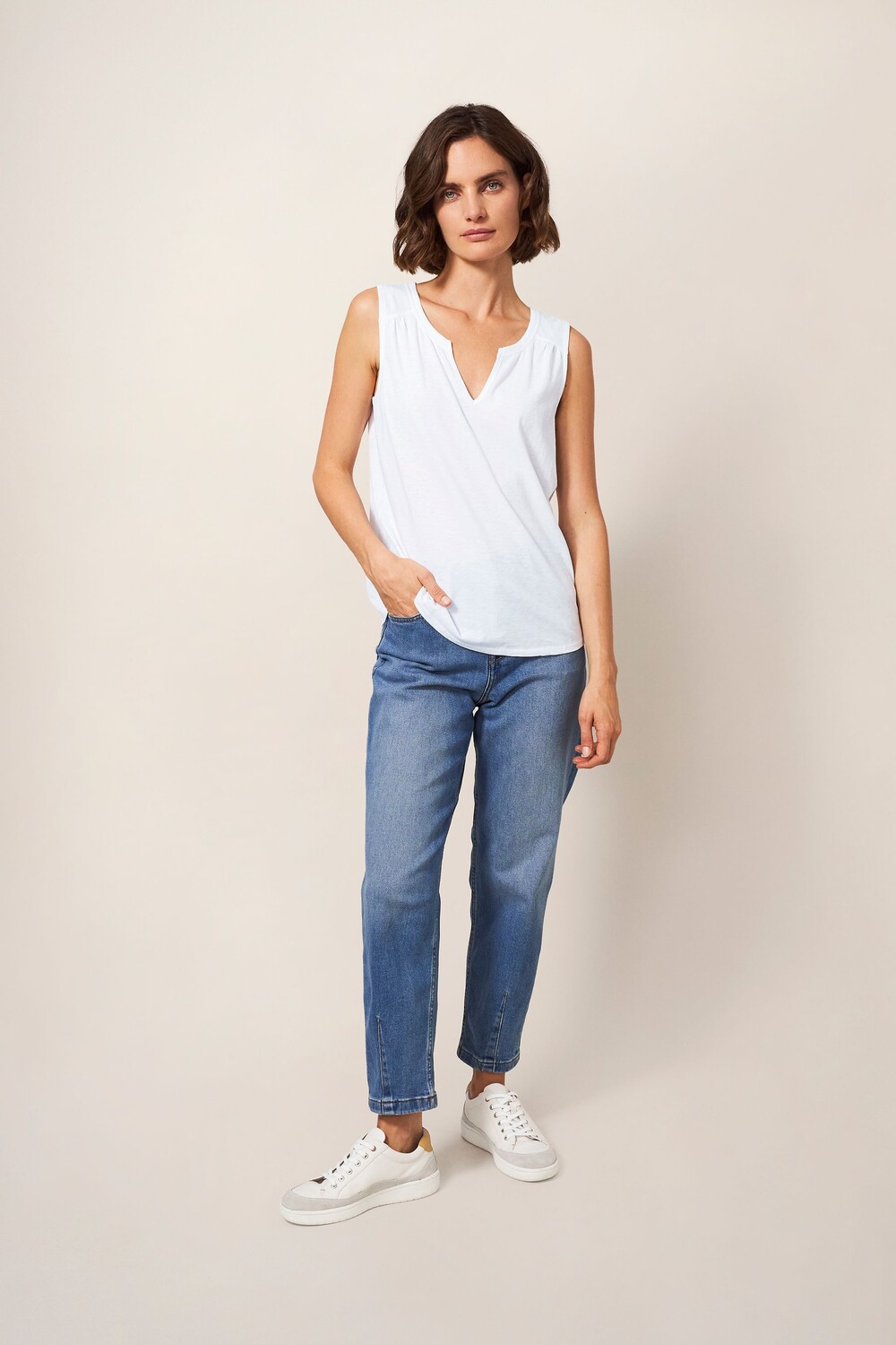 Жилет Laila из белой ткани White Stuff, белый
Жилет Laila из белой ткани White Stuff, белый