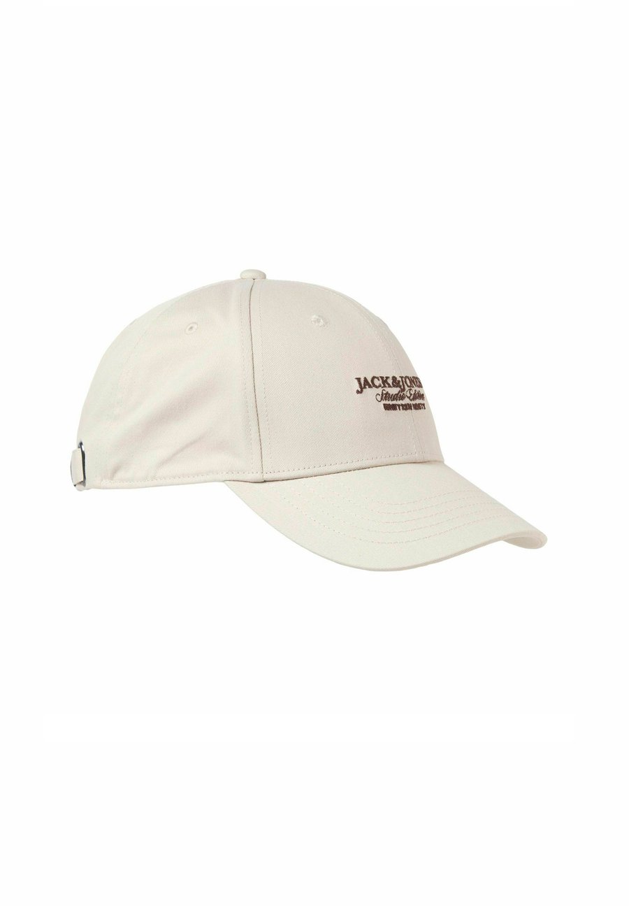 Бейсболка Jack & Jones BASEBALL, Silver Lining/Silver-Coloured
Бейсболка Jack & Jones BASEBALL, Silver Lining/Silver-Coloured