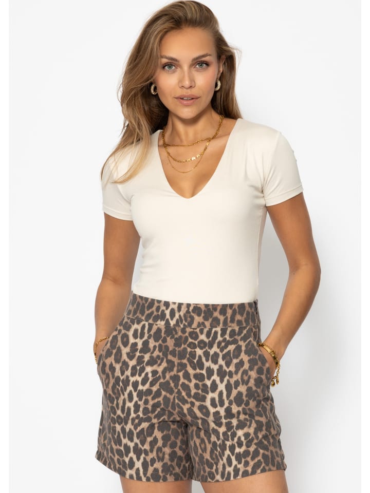 Тканевые шорты SASSYCLASSY
Тканевые шорты SASSYCLASSY