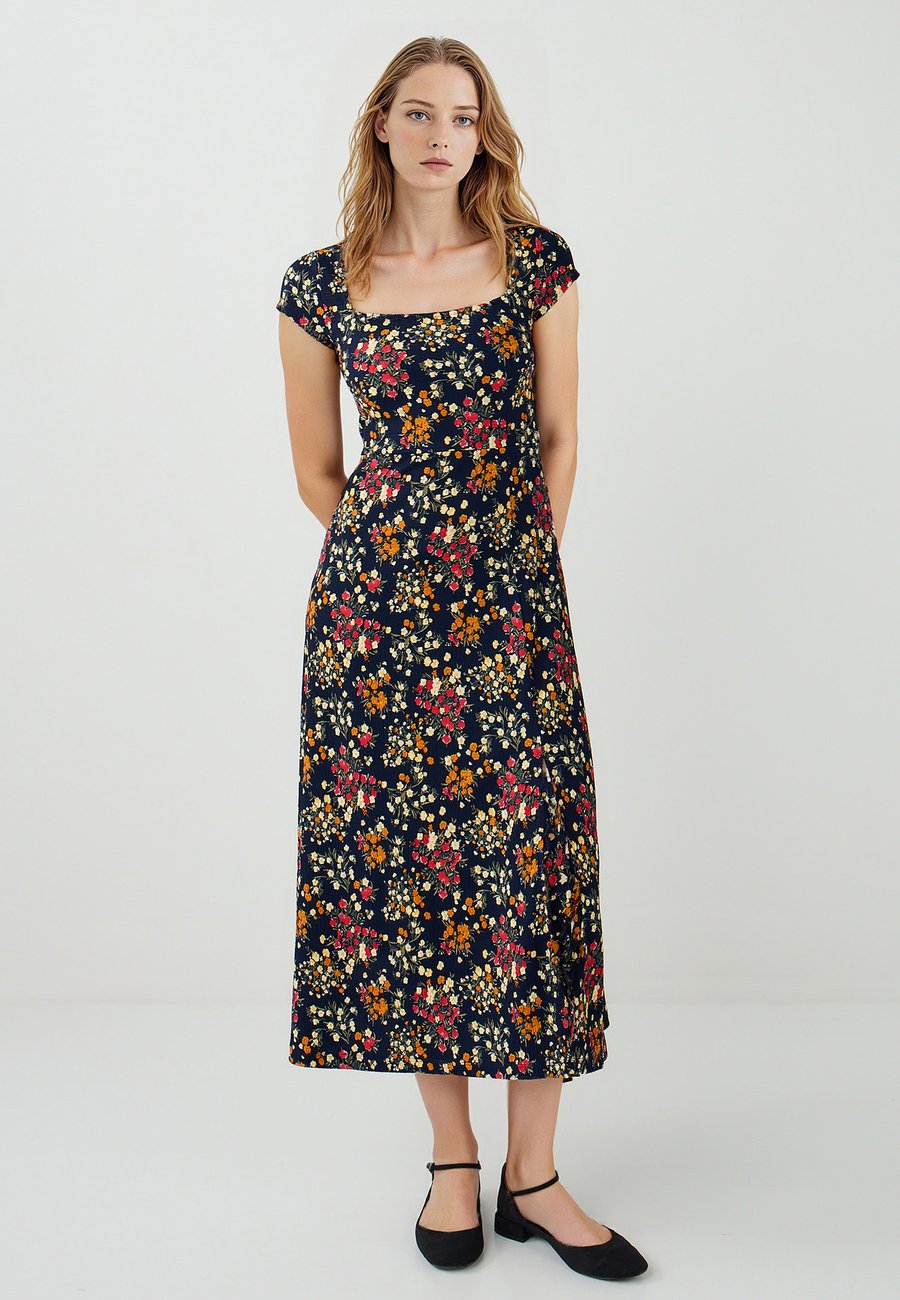 Платье Jimmy Key Day dress, Dark Blue
Платье Jimmy Key Day dress, Dark Blue