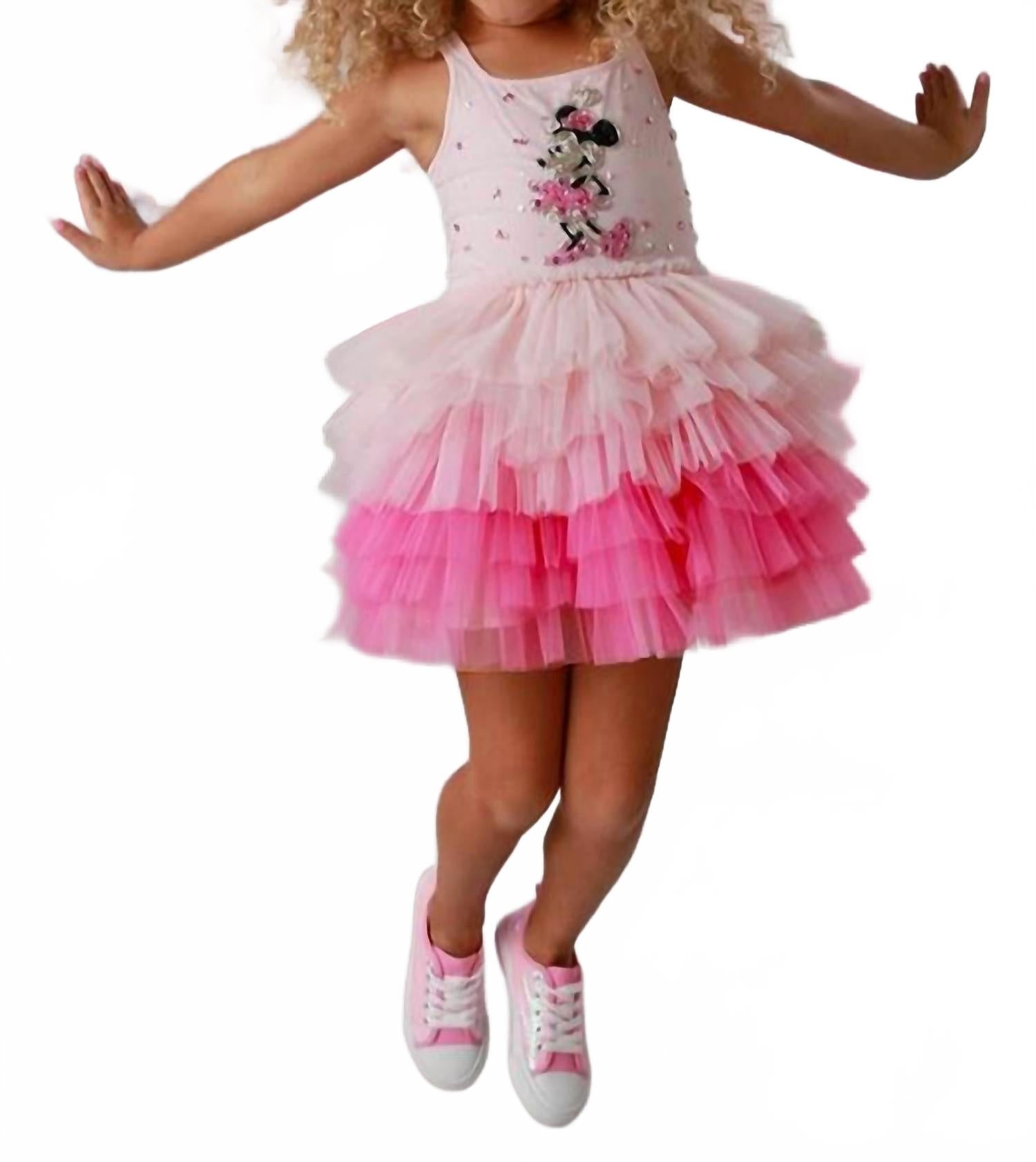 Детское платье с юбкой-солнцем «Минни», нежно-розовое Ooh! La, розовый
Детское платье с юбкой-солнцем «Минни», нежно-розовое Ooh! La, розовый