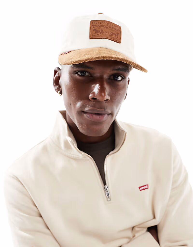 Бейсболка Levi's с нашивкой-логотипом в стиле dad heritage в цвете экрю/бежевый
Бейсболка Levi's с нашивкой-логотипом в стиле dad heritage в цвете экрю/бежевый