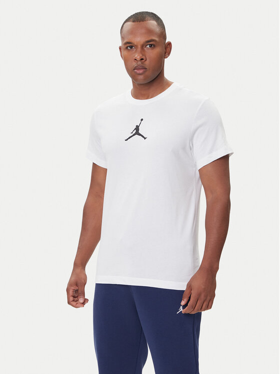 Футболка regular fit CW5190 102 Nike, белый
Футболка regular fit CW5190 102 Nike, белый