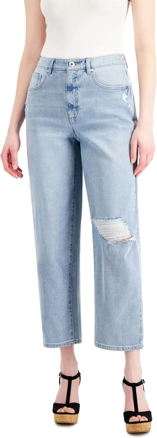 Style & Co. Curvy Fit Straight Cropped Mom Jeans
Style & Co. Curvy Fit Straight Cropped Mom Jeans