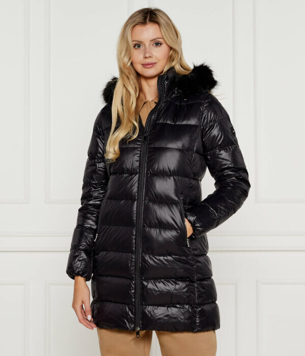 Куртка женская Tommy Hilfiger длинная с мехом, черный
Куртка женская Tommy Hilfiger длинная с мехом, черный