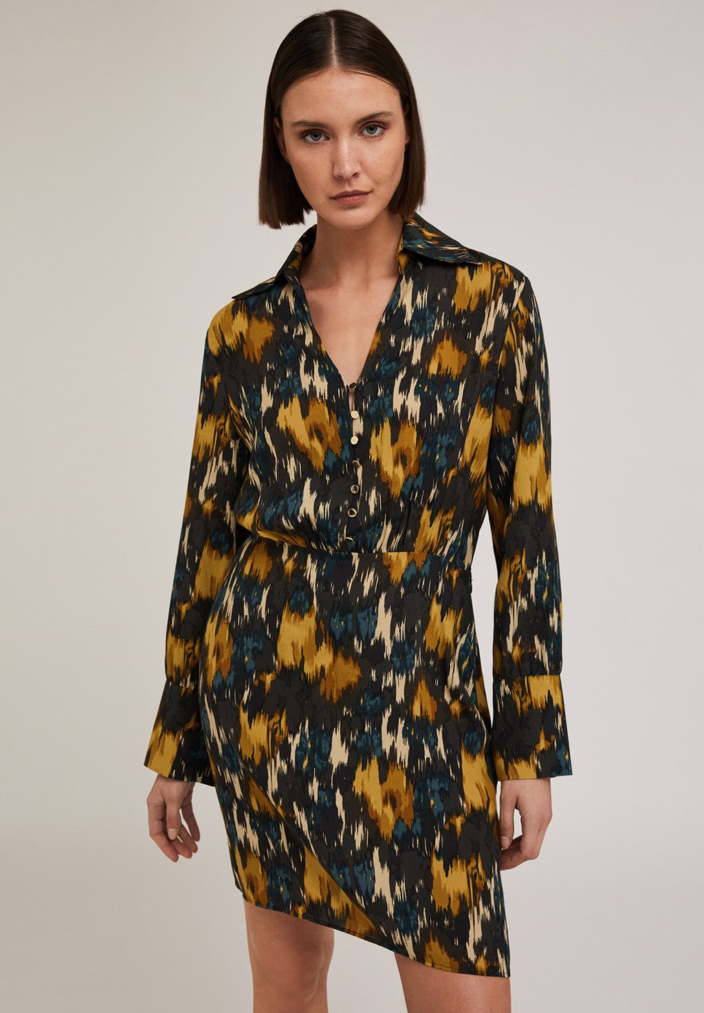 Платье-рубашка STAMPATO Motivi, желтый
Платье-рубашка STAMPATO Motivi, желтый