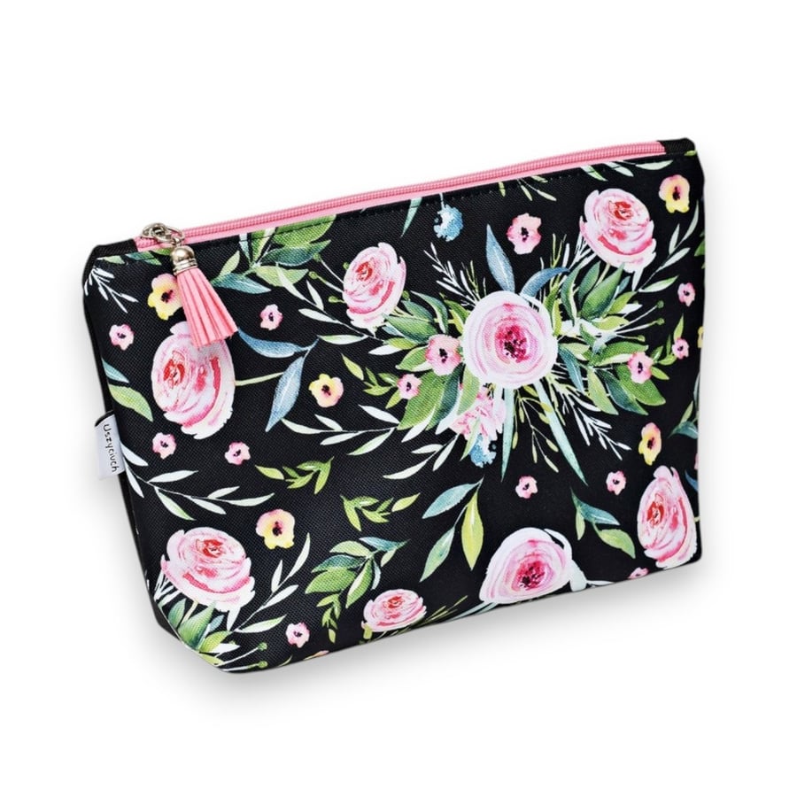 Женская косметичка кошелек органайзер чехол сумка цветы Uszyciuch
Женская косметичка кошелек органайзер чехол сумка цветы Uszyciuch