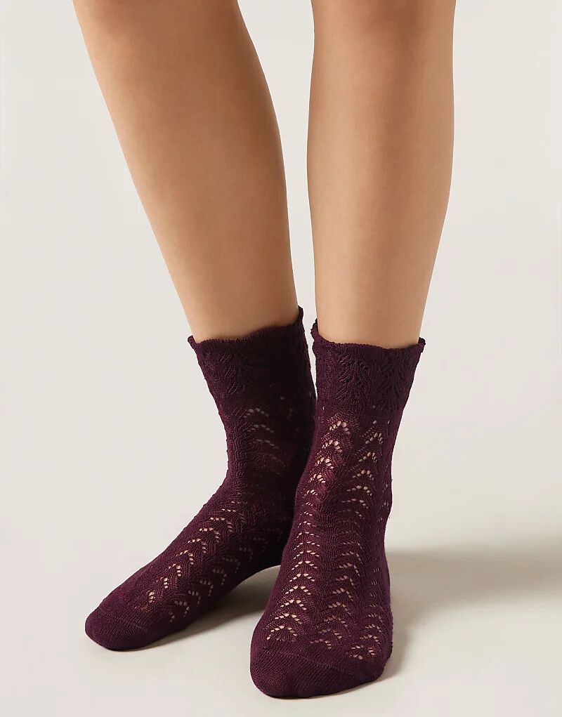 Ажурные носки Calzedonia в бордовом цвете
Ажурные носки Calzedonia в бордовом цвете