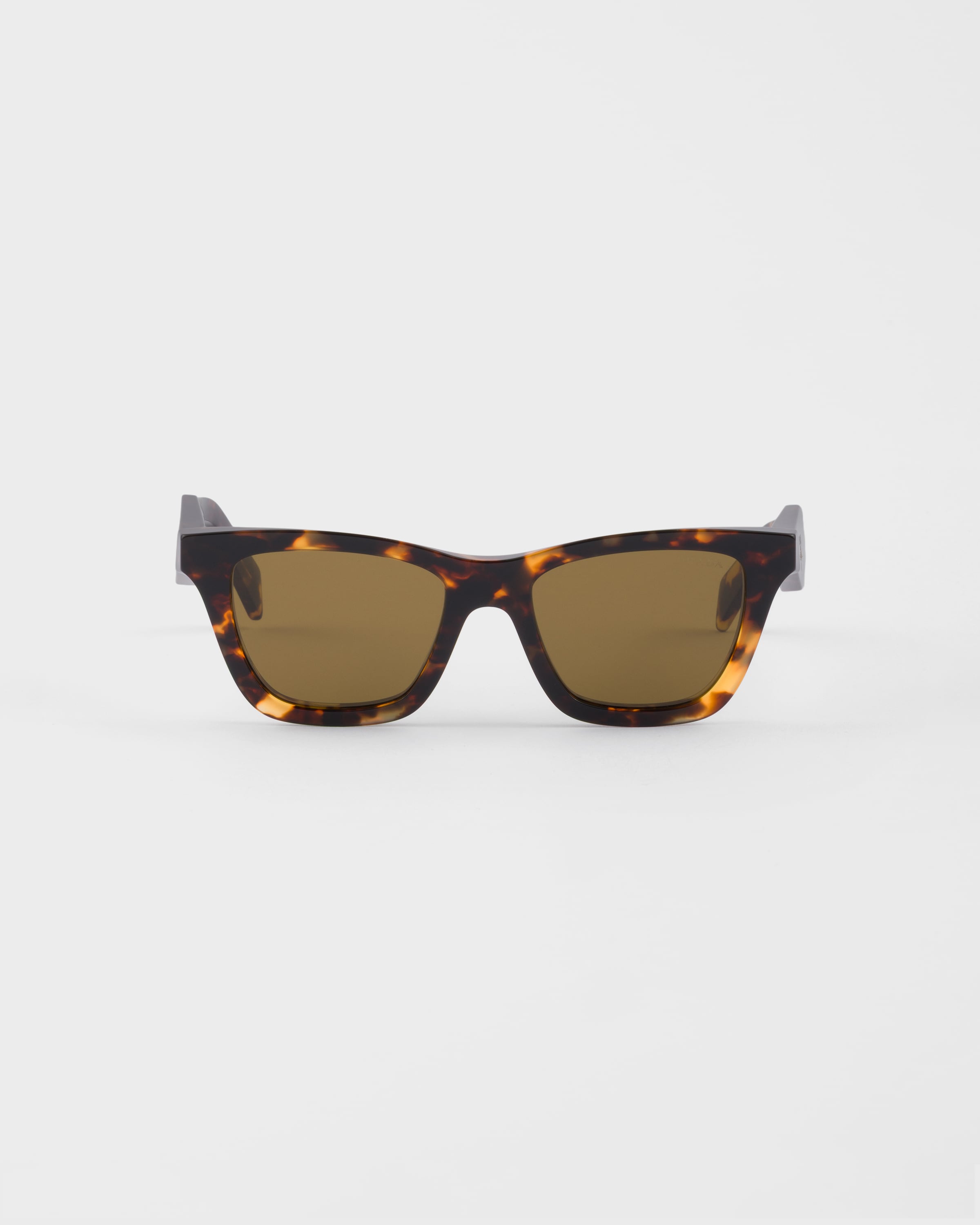 Солнцезащитные очки с логотипом Prada Prada, линзы цвета лоден-зеленый
Солнцезащитные очки с логотипом Prada Prada, линзы цвета лоден-зеленый