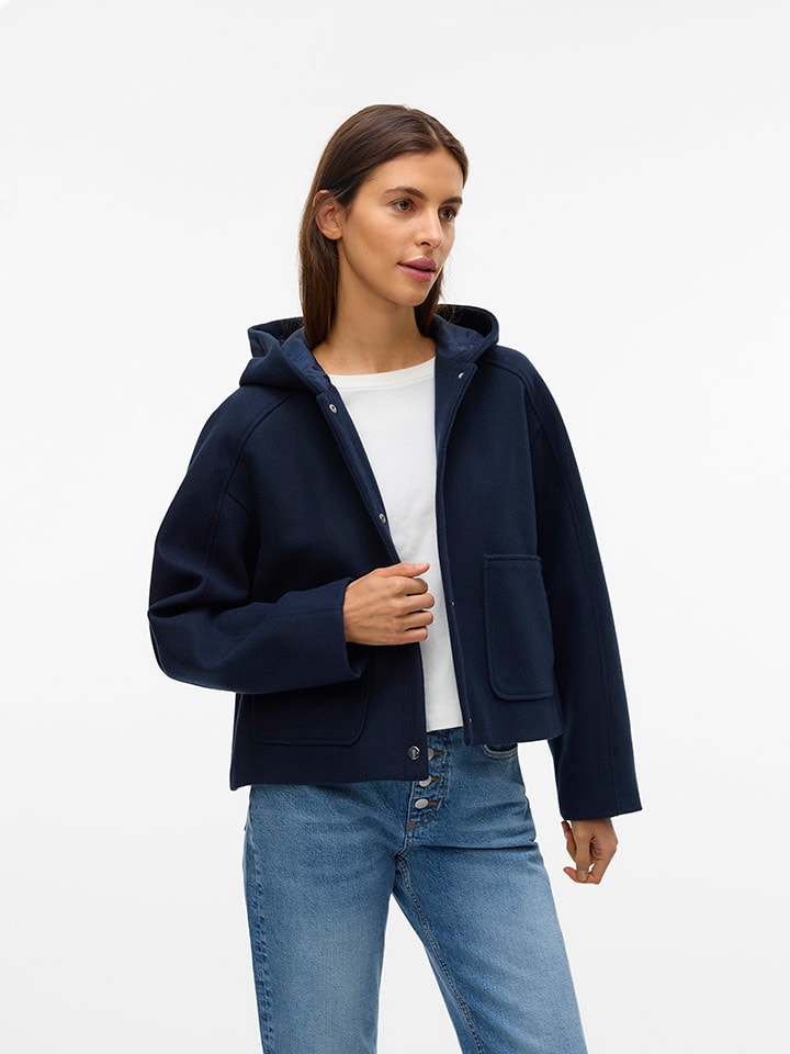 Переходная куртка темно-синего цвета Vero Moda
Переходная куртка темно-синего цвета Vero Moda