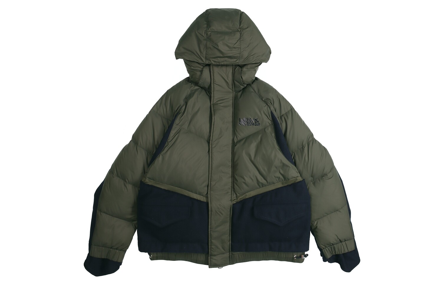 Sacai X Пуховик мужской оливково-зеленый Nike, оливково-зеленый
Sacai X Пуховик мужской оливково-зеленый Nike, оливково-зеленый