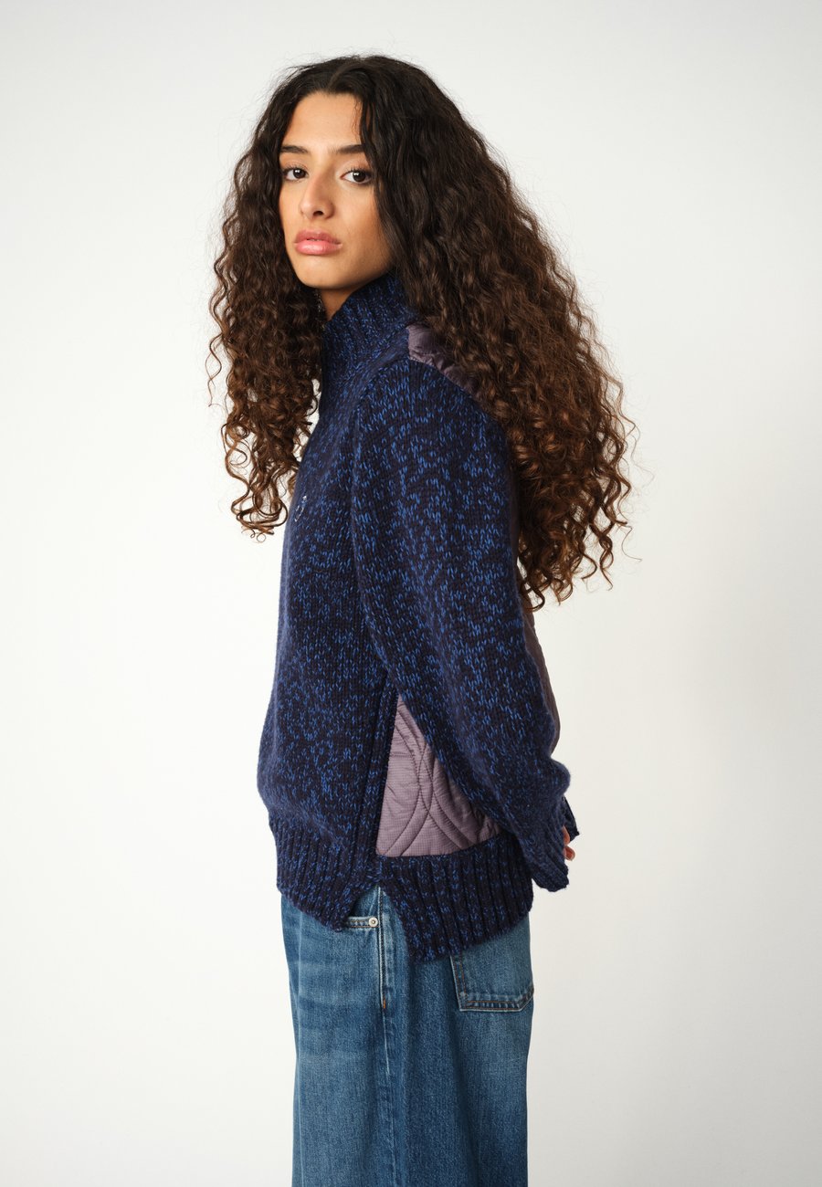 Джемпер HEYANNO GRACE QUILT, Sky Captain/Dark Blue
Джемпер HEYANNO GRACE QUILT, Sky Captain/Dark Blue