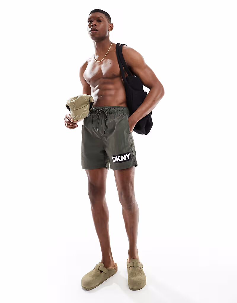 Купальники DKNY Kos оливкового цвета
Купальники DKNY Kos оливкового цвета