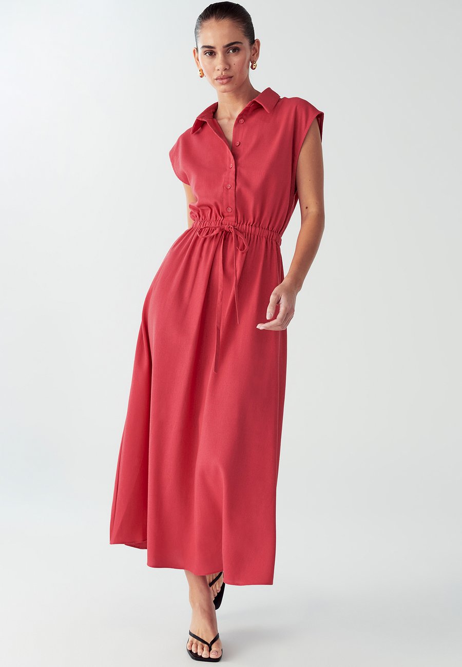 Платье WILLA PETAL, Red
Платье WILLA PETAL, Red