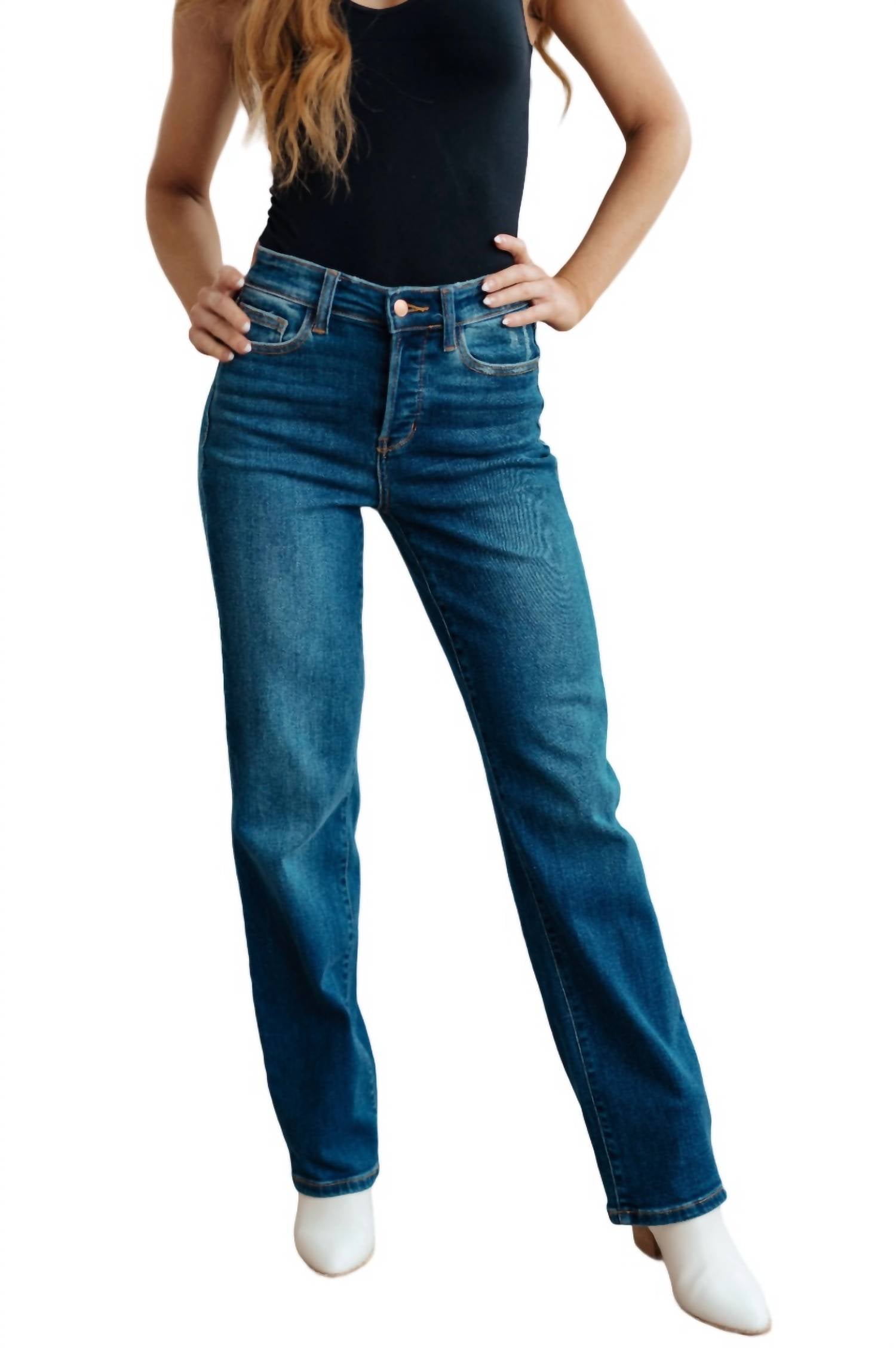 Прямые джинсы с высокой посадкой и пуговицами средней потертости Judy Blue, цвет medium wash
Прямые джинсы с высокой посадкой и пуговицами средней потертости Judy Blue, цвет medium wash