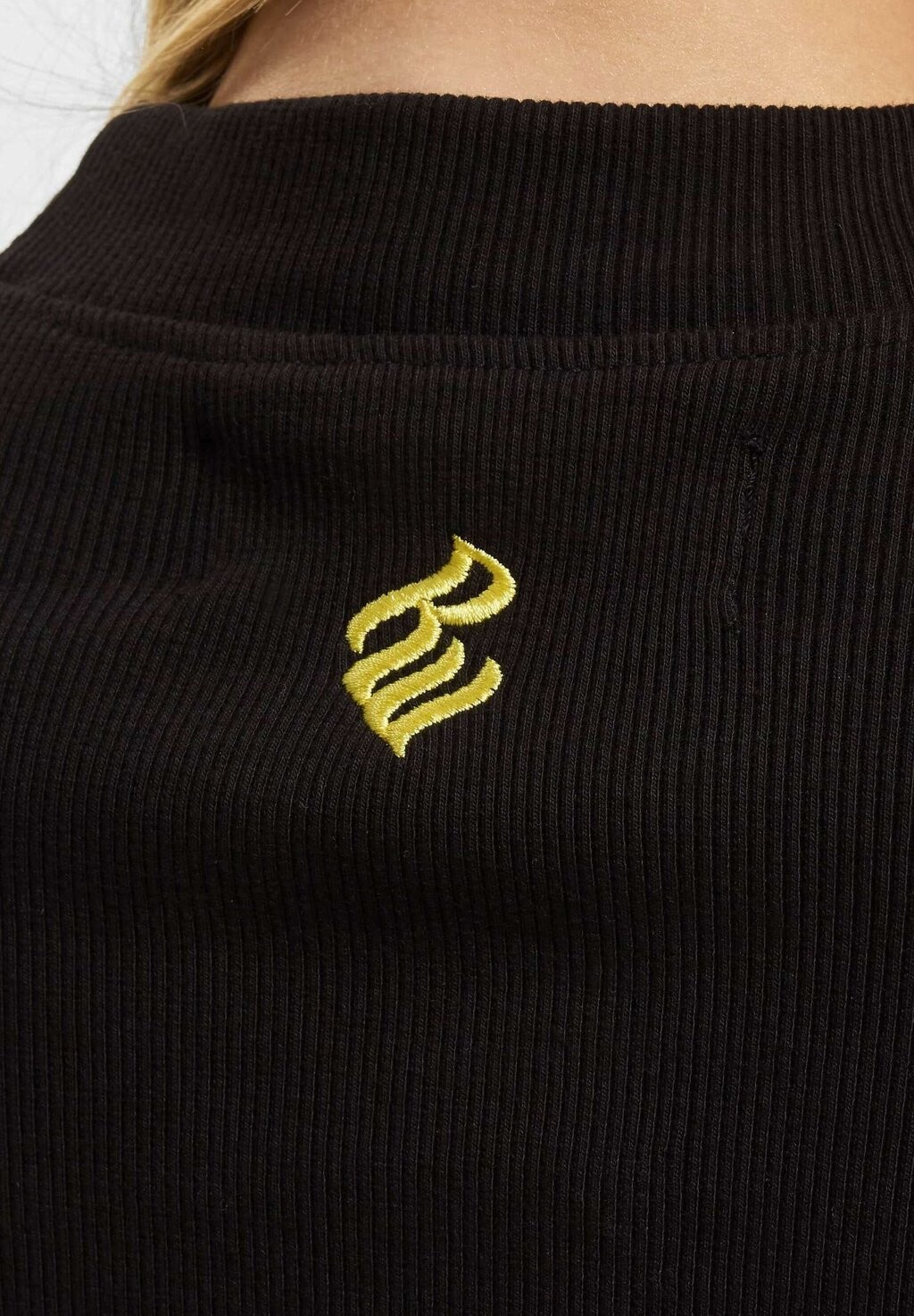 Джемпер BERLIN Rocawear, черный
Джемпер BERLIN Rocawear, черный