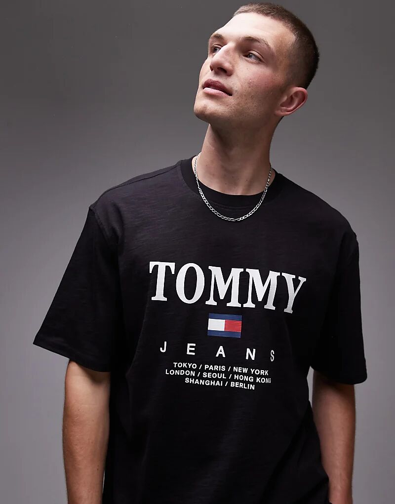 Футболка с крупным графическим шрифтом черного цвета Tommy Jeans 
Футболка с крупным графическим шрифтом черного цвета Tommy Jeans