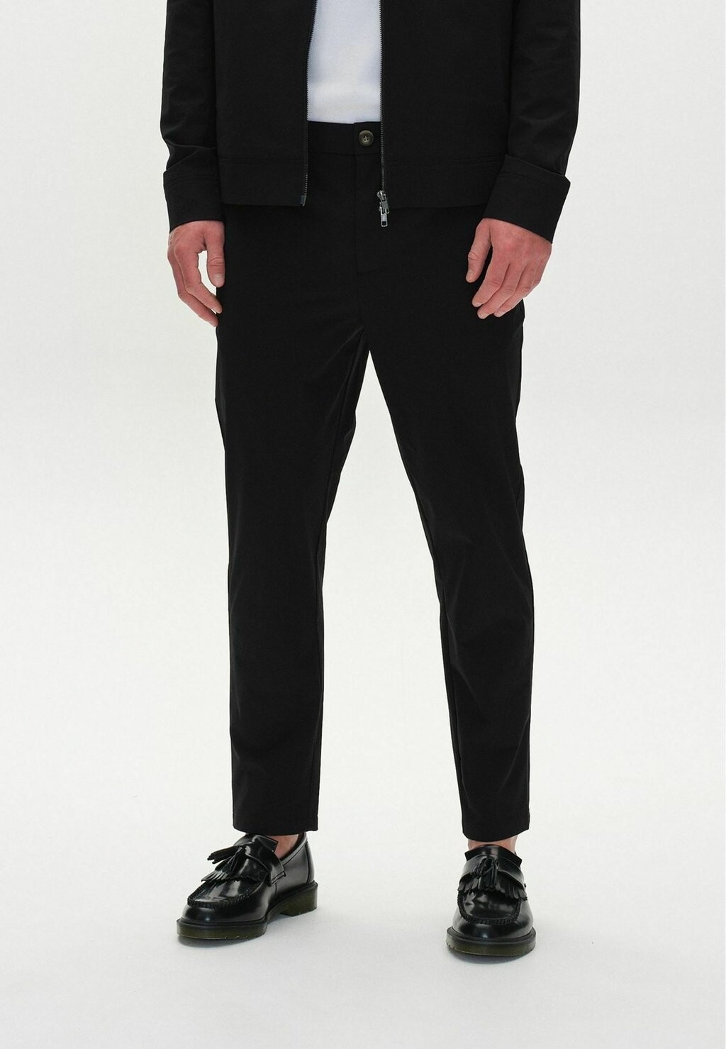 Брюки MONZA TECH Gabba, черный
Брюки MONZA TECH Gabba, черный