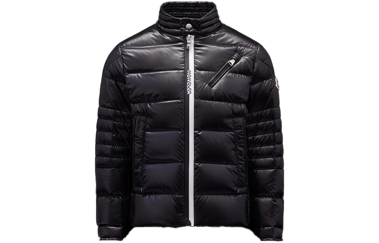 Moncler Детская черная пуховая куртка
Moncler Детская черная пуховая куртка