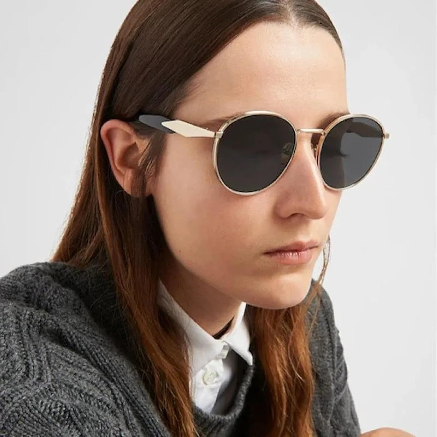 Винтажные металлические круглые солнцезащитные очки для женщин и мужчин, роскошные, популярные, в стиле стимпанк, для активного отдыха и путешествий, с защитой от УФ-излучения UV400 TYUVIVO, Gold Clear
Винтажные металлические круглые солнцезащитные очки для женщин и мужчин, роскошные, популярные, в стиле стимпанк, для активного отдыха и путешествий, с защитой от УФ-излучения UV400 TYUVIVO, Gold Clear