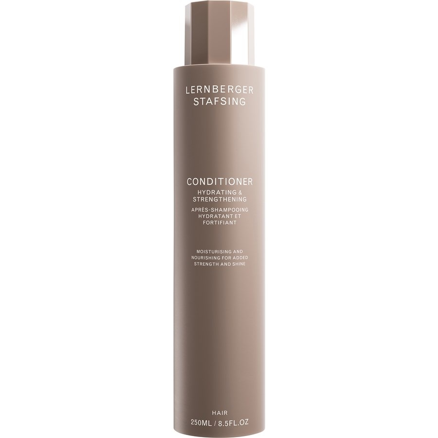 Кондиционер для волос Lernberger Stafsing Hydrating & Strenghtening Conditioner, 250 ml
Кондиционер для волос Lernberger Stafsing Hydrating & Strenghtening Conditioner, 250 ml