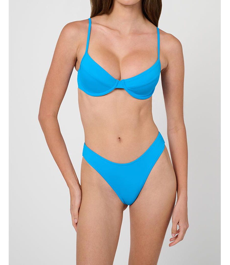 Женский бикини-топ с полным покрытием и косточками WeWoreWhat, Turquoise
Женский бикини-топ с полным покрытием и косточками WeWoreWhat, Turquoise