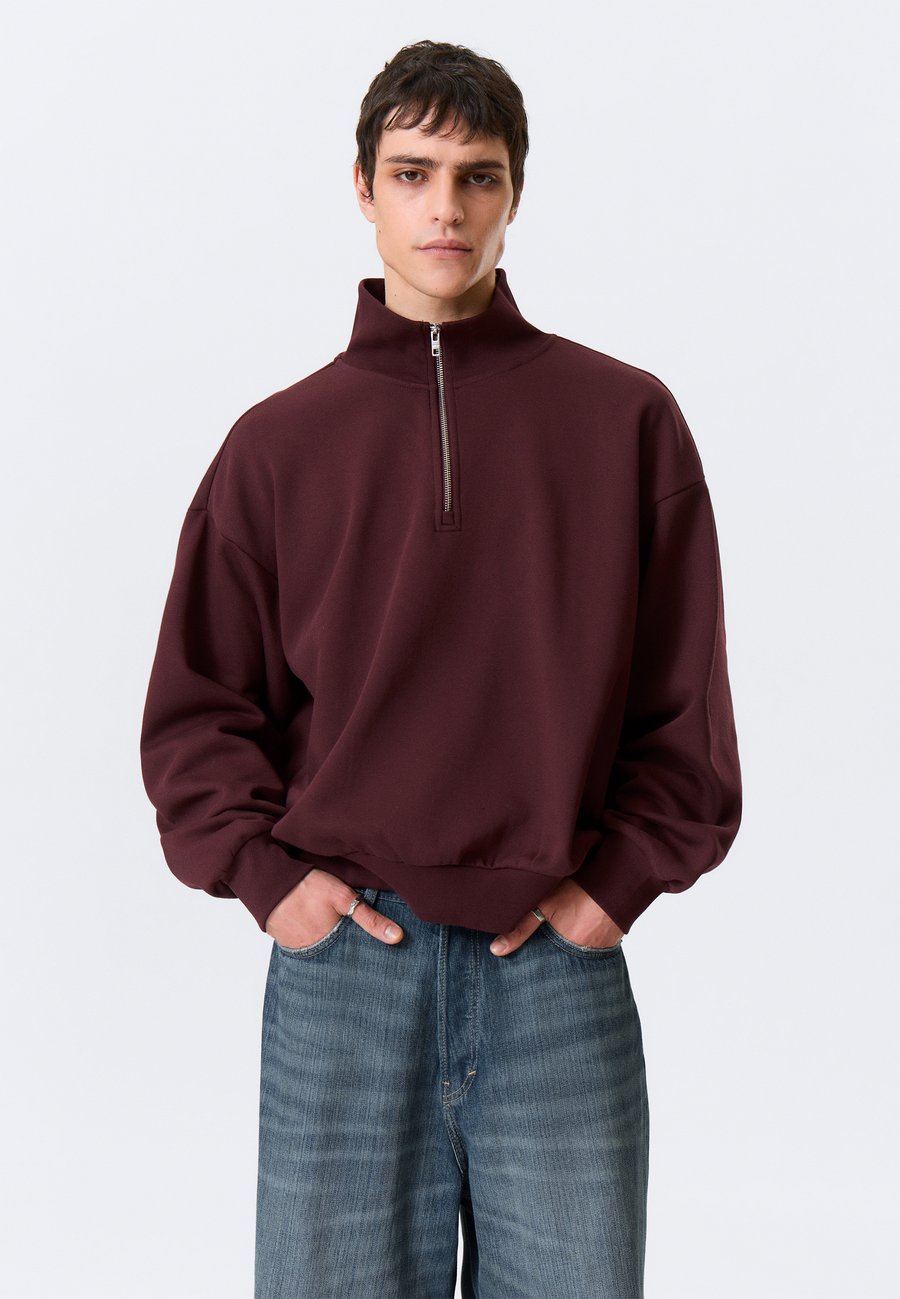 Толстовка Weekday Sweatshirt, Burgundy/Bordeaux
Толстовка Weekday Sweatshirt, Burgundy/Bordeaux