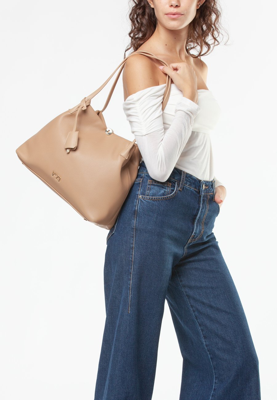 Сумка V73 Handbag, Beige
Сумка V73 Handbag, Beige
