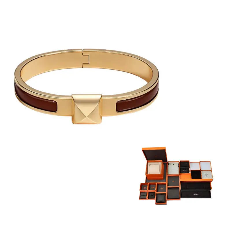 HERMES Эмалевые браслеты Women's красный
HERMES Эмалевые браслеты Women's красный