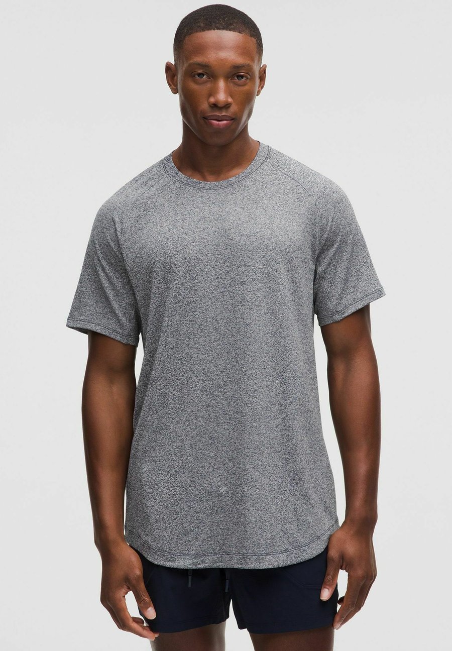 Футболка lululemon License to Train, Heathered True Navy/Dark Blue, Красный, Футболка lululemon License to Train, Heathered True Navy/Dark Blue
Футболка lululemon License to Train, Heathered True Navy/Dark Blue, Красный, Футболка lululemon License to Train, Heathered True Navy/Dark Blue