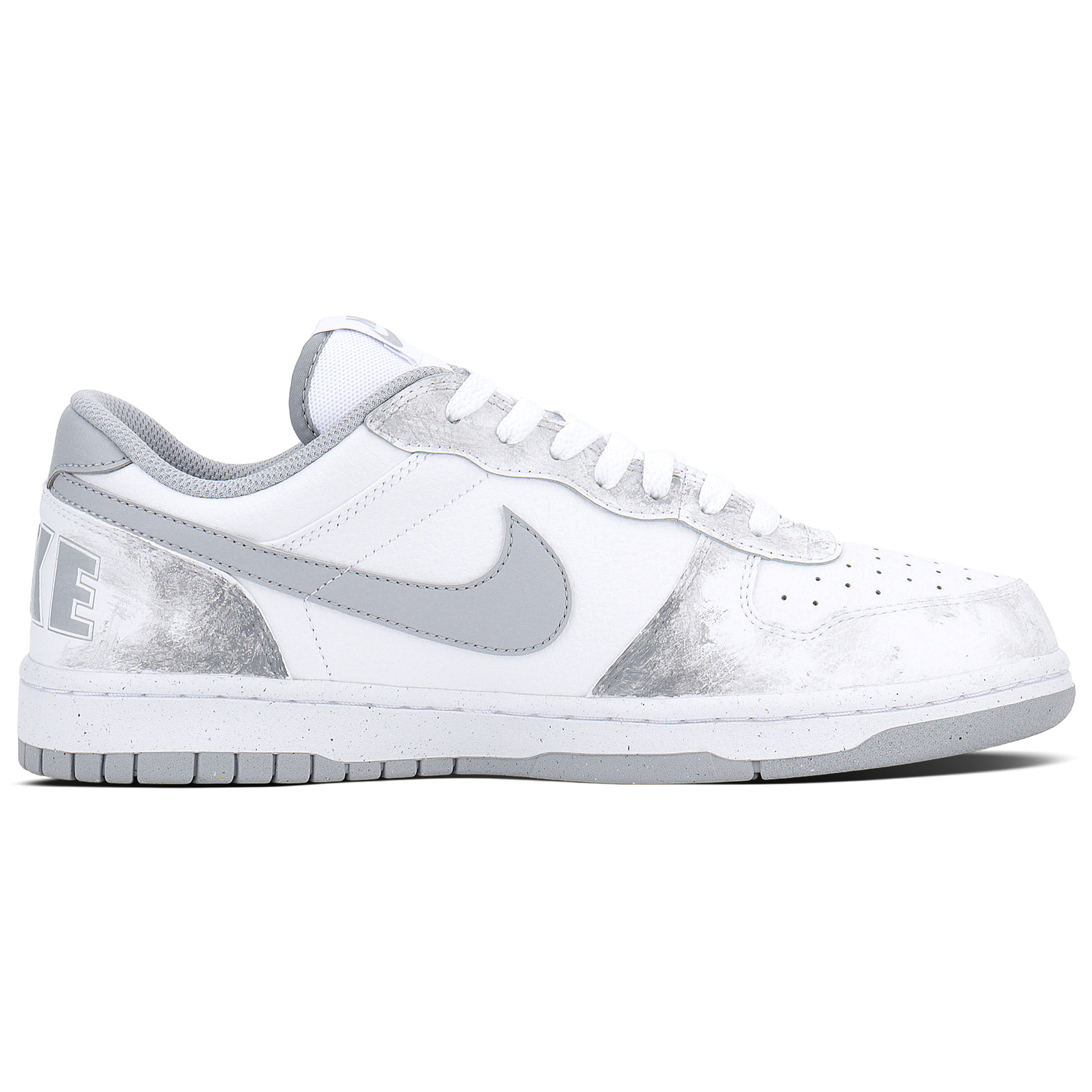 Nike Мужские низкие скейтбордские кроссовки Big Cushioning Height Increasing бело-серые
Nike Мужские низкие скейтбордские кроссовки Big Cushioning Height Increasing бело-серые