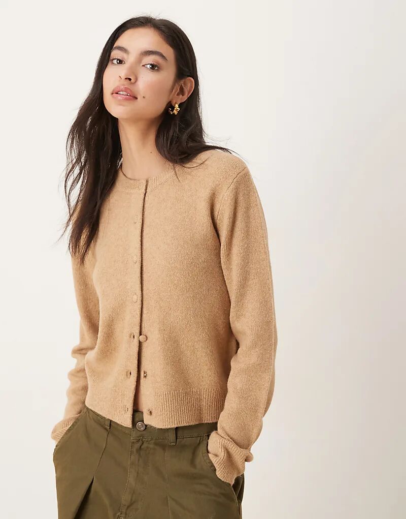 Кардиган плотной вязки Mango коричневого цвета
Кардиган плотной вязки Mango коричневого цвета