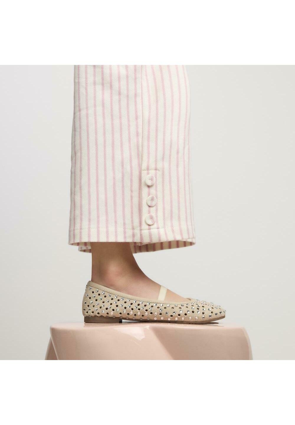 Балетки с ремешком MARY-JANE DEDHAM Gioseppo, бежевый
Балетки с ремешком MARY-JANE DEDHAM Gioseppo, бежевый